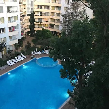 Pool View Family 70m From The Beach In Yassen Holiday Village *